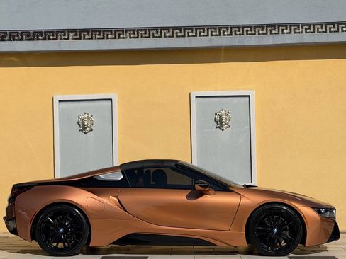 Used 2019 BMW i8 Roadster AWD/4WD image 22