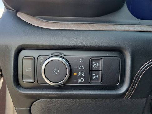 Certified 2023 Ford Explorer Platinum w/ Technology Package image 15