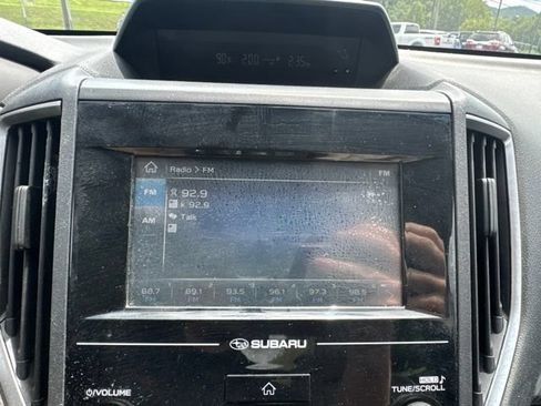 Used 2017 Subaru Impreza 2.0i AWD/4WD image 18