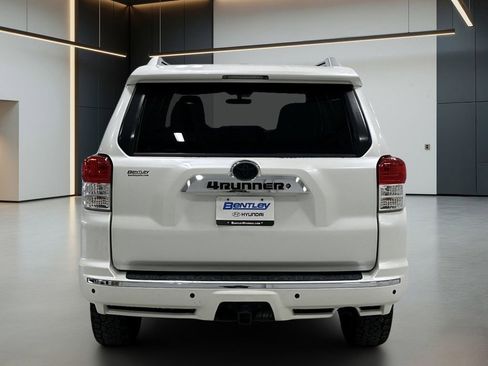 Used 2012 Toyota 4Runner SR5 w/ Convenience Pkg RWD image 4