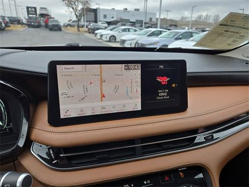 Used 2025 INFINITI QX60 Sensory image 25