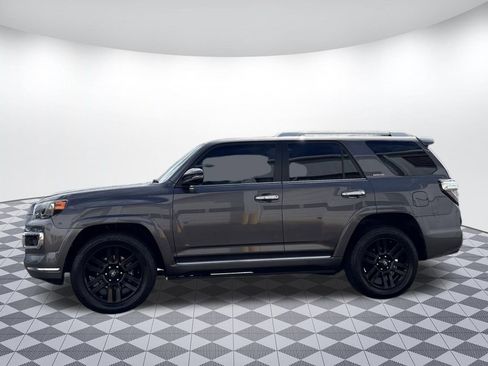 Used 2018 Toyota 4Runner Limited AWD/4WD image 4