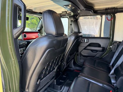 Used 2021 Jeep Wrangler Unlimited Rubicon AWD/4WD image 16