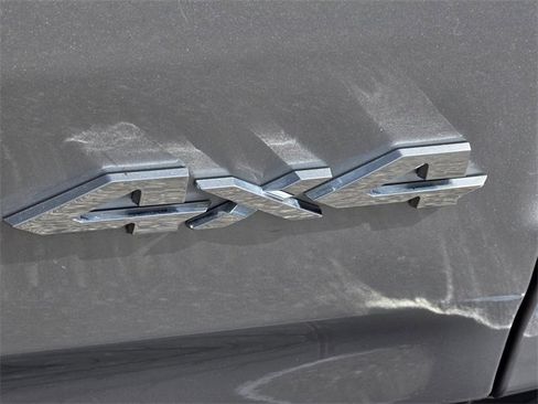 Used 2019 RAM 1500 Laramie image 30