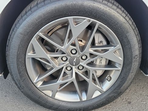 Certified 2024 Genesis GV70 2.5T w/ Advanced Package image 26