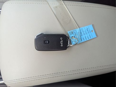 Certified 2024 Kia Sorento EX FWD image 41