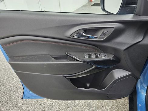 New 2026 Chevrolet Trax RS w/ Sunroof Package image 13