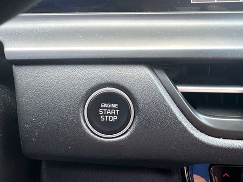 Certified 2024 Kia Seltos EX AWD/4WD image 25