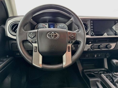 Certified 2021 Toyota Tacoma SR5 RWD image 28