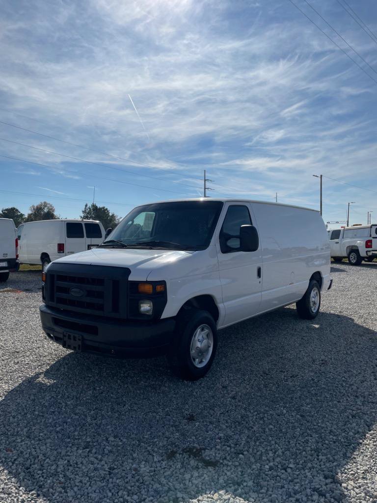 Used 2014 Ford E-150 and Econoline 150 RWD image 1