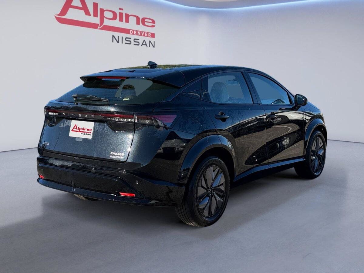 Used 2024 Nissan Ariya AWD image 5