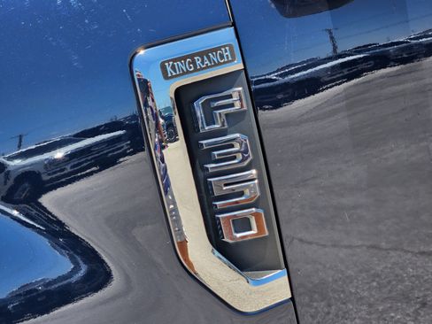 Used 2022 Ford F350 King Ranch w/ King Ranch Ultimate Package AWD/4WD image 12