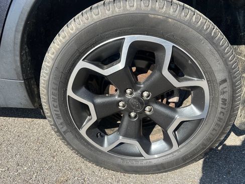 Used 2014 Subaru Crosstrek 2.0i Limited image 23