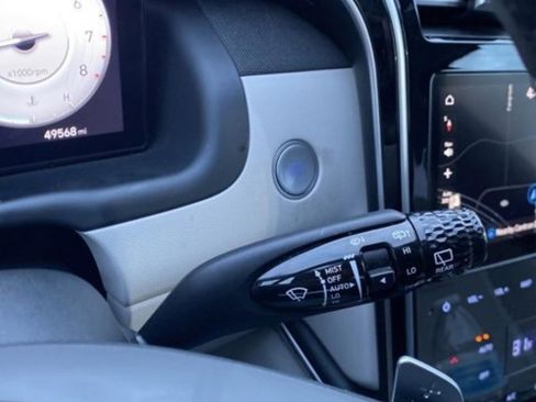 Used 2023 Hyundai Tucson Limited image 19