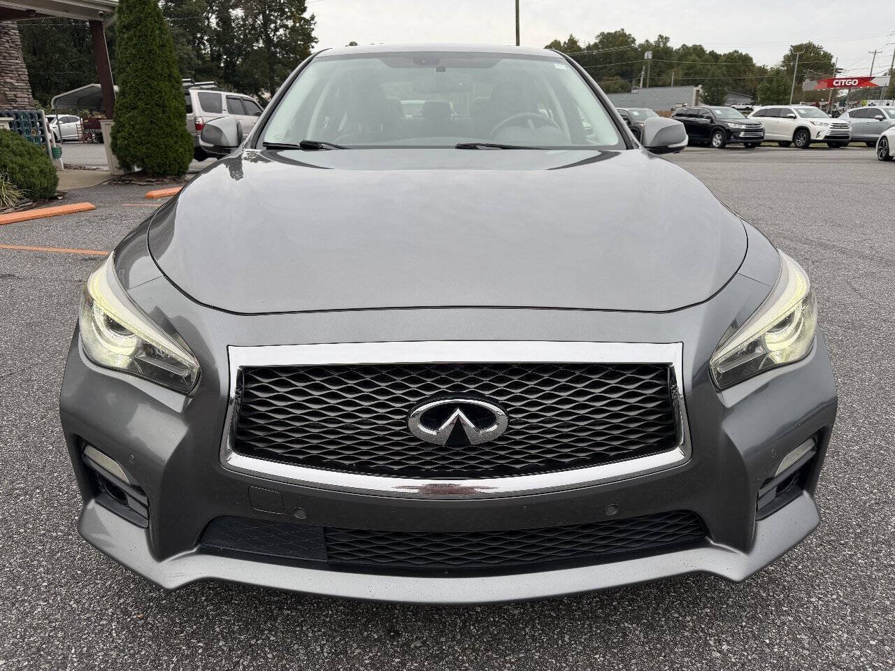 Used 2017 INFINITI Q50 Sport AWD/4WD image 4