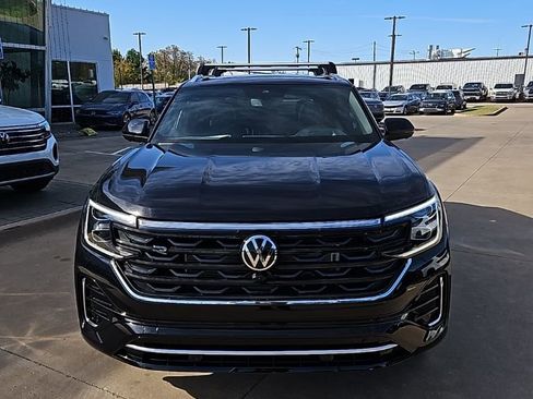 New 2026 Volkswagen Atlas Cross Sport SEL Premium R-Line AWD/4WD image 2