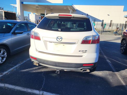 Used 2011 MAZDA CX-9 Grand Touring w/ Moonroof & Bose Audio Pkg image 5