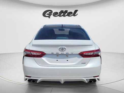 Used 2020 Toyota Camry XSE FWD image 6