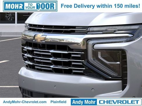 New 2026 Chevrolet Suburban Premier AWD/4WD image 17