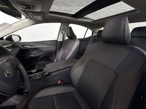 Certified 2025 Toyota Camry XLE w/ Premium Plus Package FWD image 3