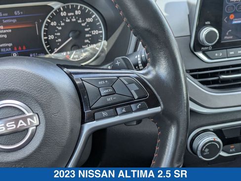 Used 2023 Nissan Altima 2.5 SR FWD image 18