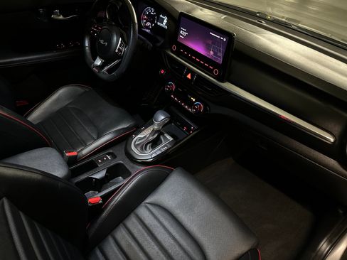 Used 2023 Kia Forte GT w/ GT2 Package image 16