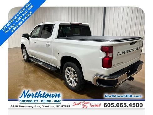 Used 2022 Chevrolet Silverado 1500 LT image 3