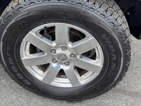 Used 2018 Jeep Wrangler Unlimited Sahara w/ Dual Top Group image 10