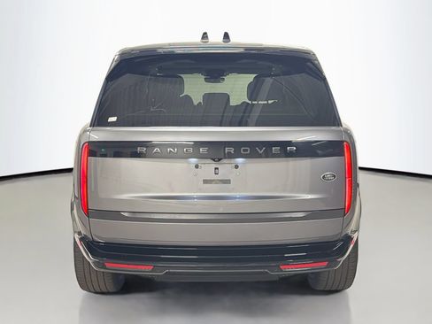 Used 2023 Land Rover Range Rover Long Wheelbase SE AWD/4WD image 10