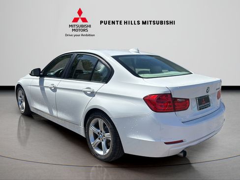 Used 2015 BMW 320i Sedan RWD image 7