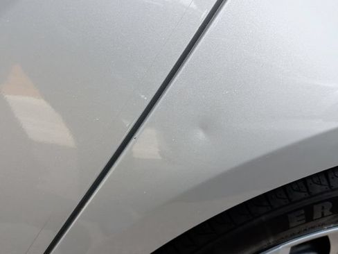 Used 2020 Toyota Corolla LE FWD image 13