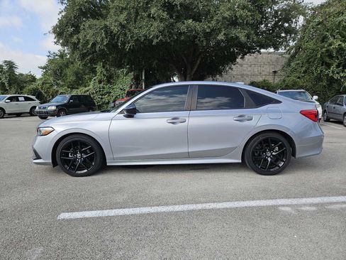 Used 2024 Honda Civic Sport image 4