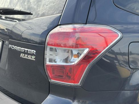 Used 2015 Subaru Forester 2.5i Premium w/ All-Weather Package image 7