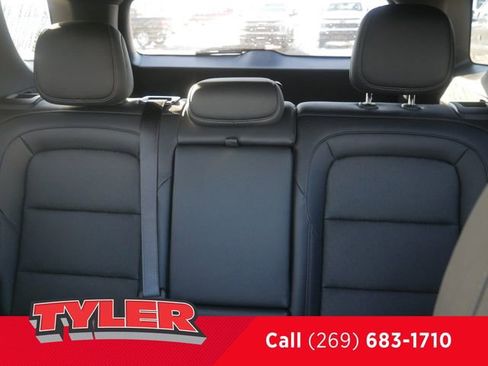 New 2026 Chevrolet Equinox LT w/ Convenience Package II image 40