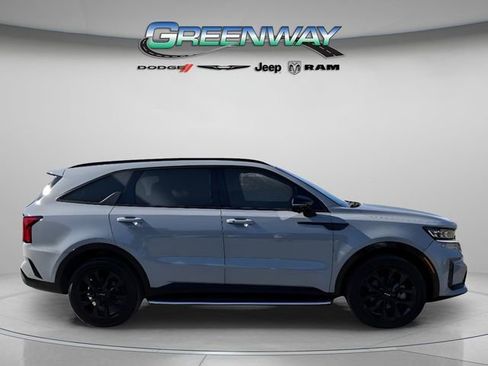 Used 2023 Kia Sorento SX AWD/4WD image 8