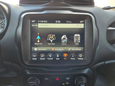 Used 2022 Jeep Renegade Latitude w/ Convenience Group AWD/4WD image 25