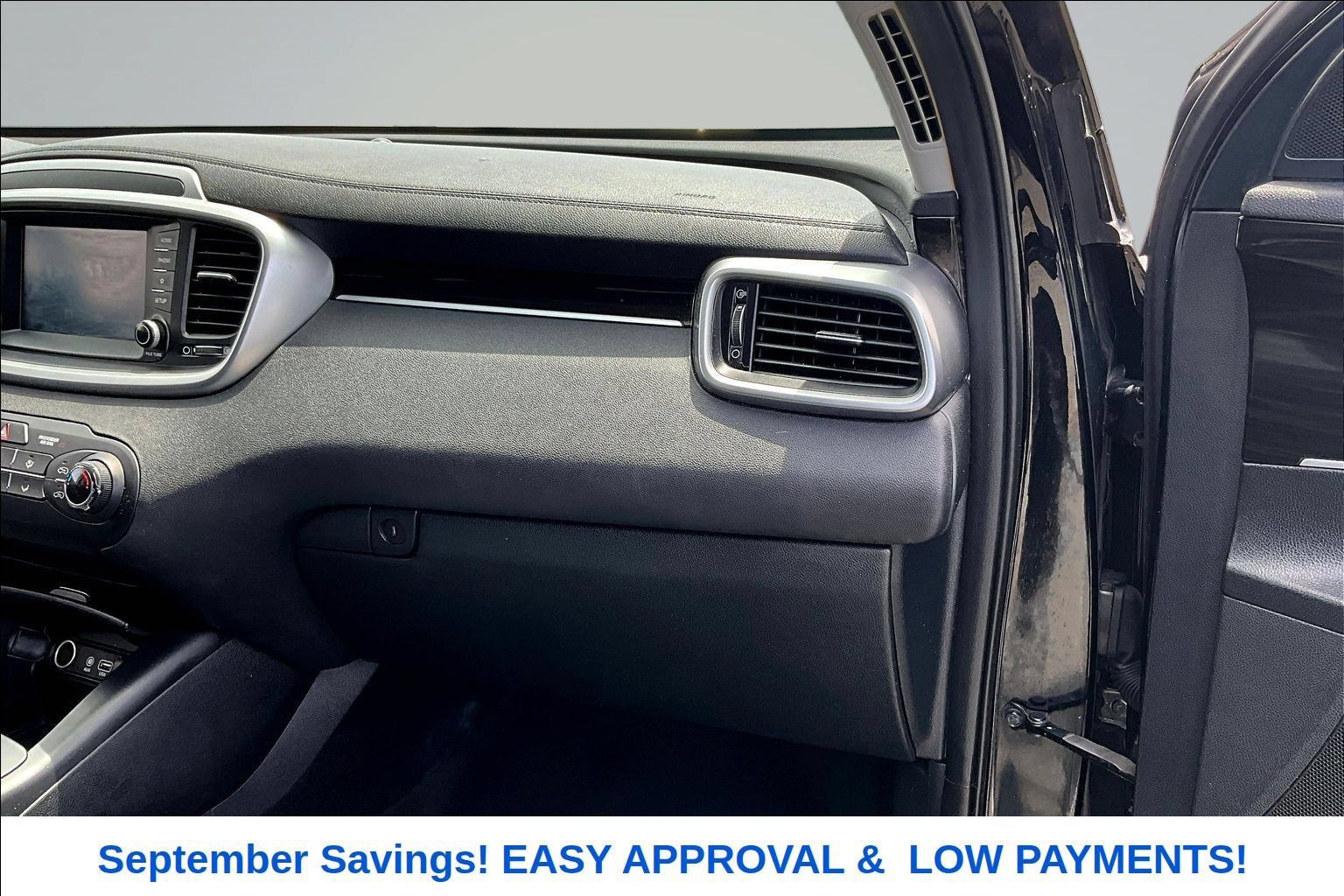 Used 2019 Kia Sorento FWD image 27