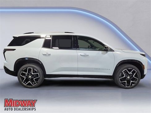 New 2026 Chevrolet Traverse High Country image 6