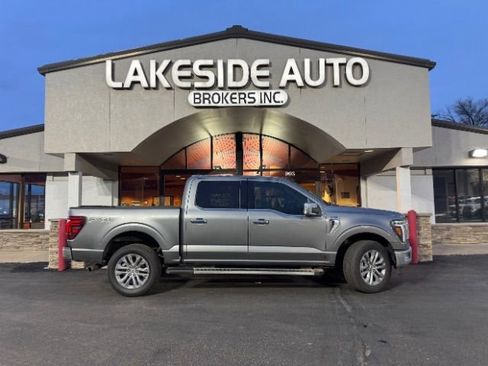 Used 2024 Ford F150 Lariat w/ Bed Utility Package image 11