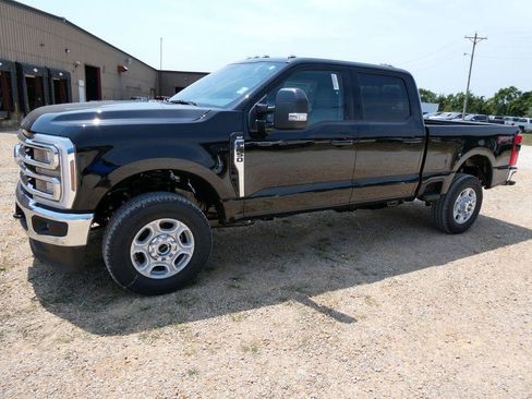 New 2026 Ford F250 XLT w/ XLT Premium Package AWD/4WD image 10