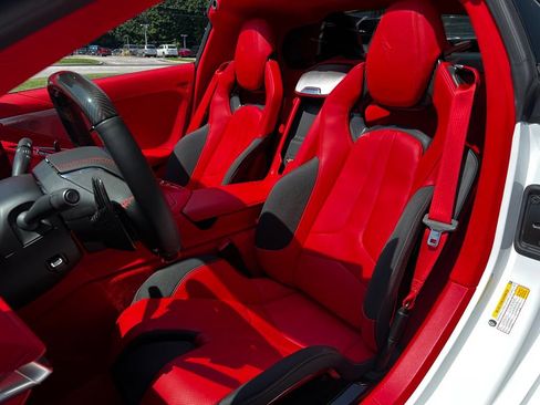 Used 2024 Chevrolet Corvette Z06 RWD image 13