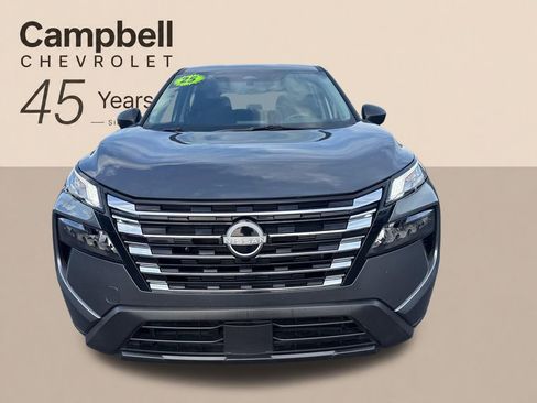 Used 2025 Nissan Rogue S FWD image 9