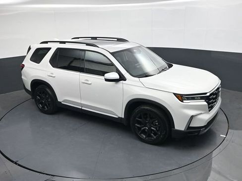 Used 2025 Honda Pilot Touring image 20