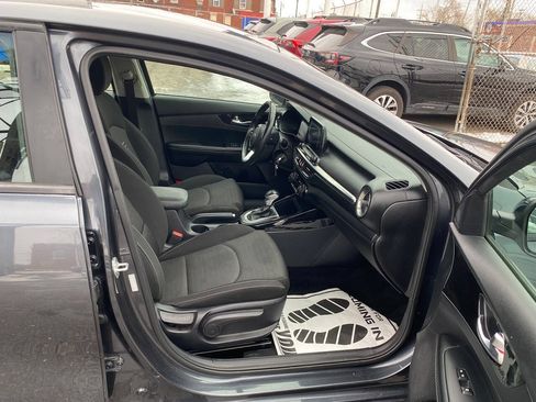 Used 2019 Kia Forte S FWD image 16