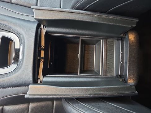 Used 2020 Mercedes-Benz GLE 350 4MATIC image 28