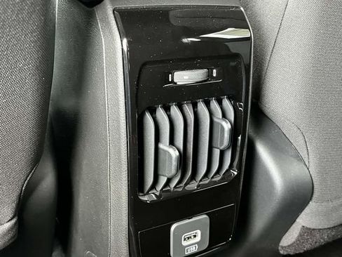 New 2025 Jeep Compass Sport image 16