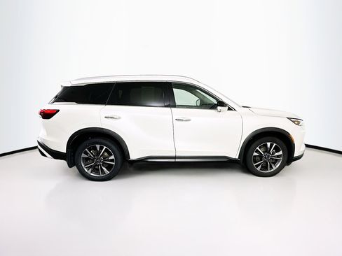 Used 2023 INFINITI QX60 Luxe AWD/4WD image 10