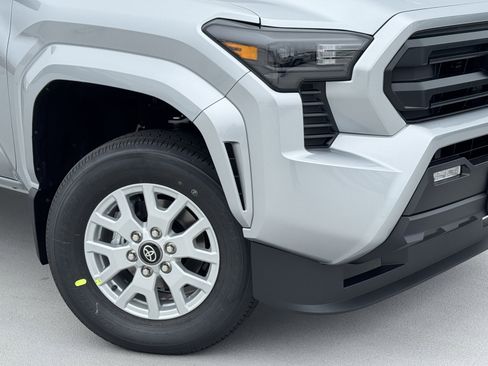 New 2026 Toyota Tacoma SR5 image 10