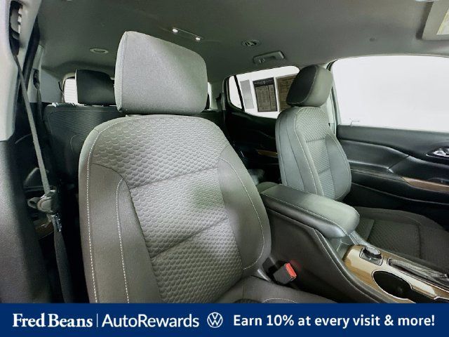 Used 2017 GMC Acadia SLE w/ Driver Alert Package I FWD image 34