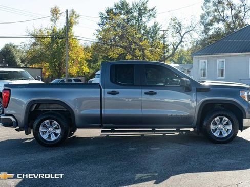 Used 2020 GMC Sierra 1500 Base w/ Sierra Value Package image 4